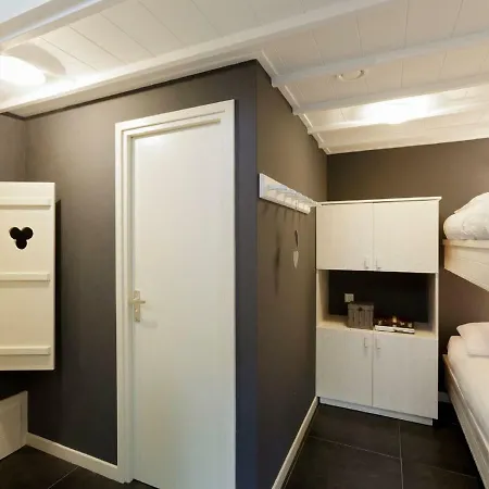 Holiday home Holiday Vrijrijck Vlindervallei-4 *